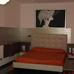 Valentino 3*